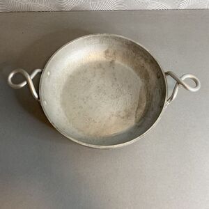 Vintage Wear-Ever 8" Hallite Aluminum Pan Twisted Handle #2108‎ No Lid